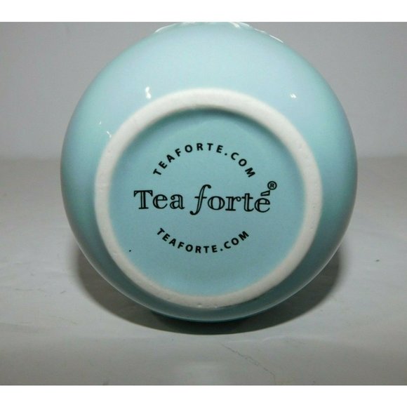 2 Tea Forte AMIE CERAMIC TEACUPS Blue & White Snowflake Design 6 oz UNUSED - Picture 6 of 6